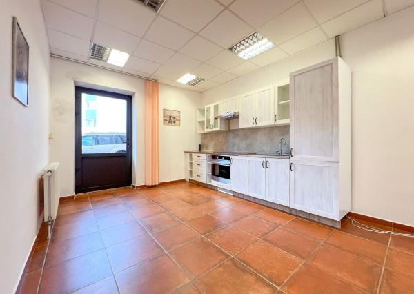 Prenájom | Obchodné priestory s bezbárierovým prístupom, Čadca