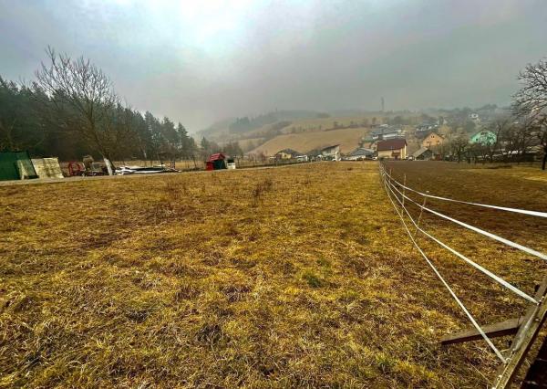 Krásny pozemok v obci Horný moštenec 