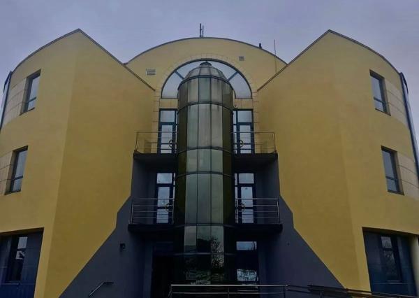 Predaj | Administratívna budova