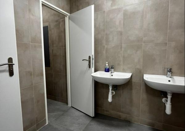 Predaj | Administratívna budova