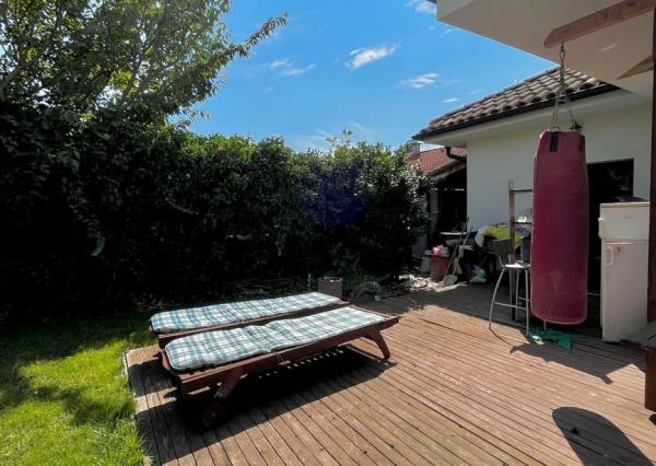 Predaj | Exkluzívny bungalov s fitkom a bazénom