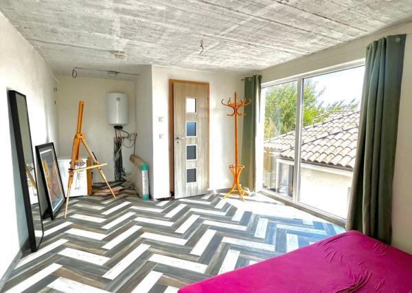 Predaj | Exkluzívny bungalov s fitkom a bazénom