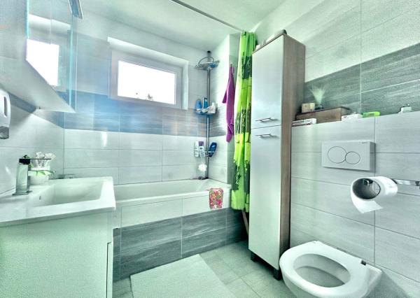 Predaj | krásny 4-izbový rodinný dom v obci Pružina