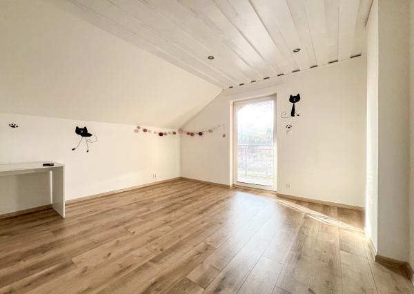 Predaj | Rodinný dom s terasou a záhradou, Čierne