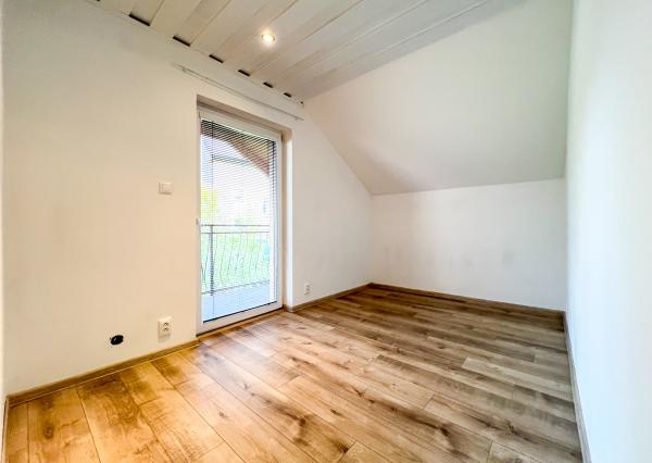 Predaj | Rodinný dom s terasou a záhradou, Čierne