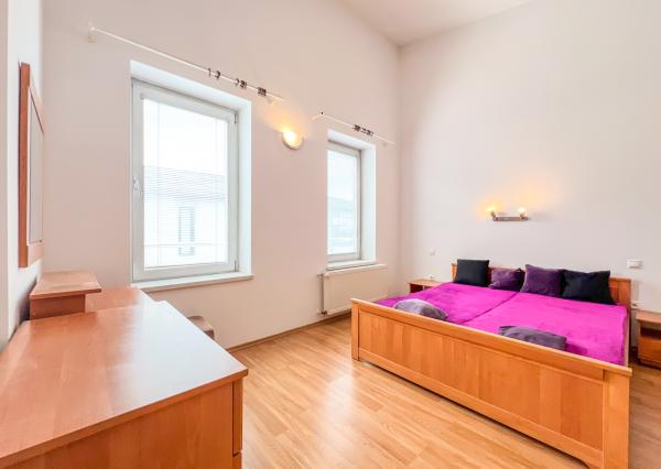 Prenájom | 2-izbový byt s vysokými stropmi a balkónom, Čadca