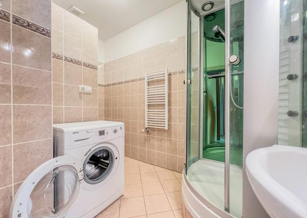 Prenájom | 2-izbový byt s vysokými stropmi a balkónom, Čadca