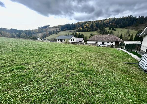 Predaj | stavebný slnečný pozemok v Snežnici