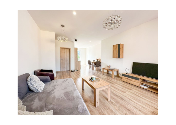 Prenájom | 2-izbový byt so zariadením a balkónom, KNM - Murgašova