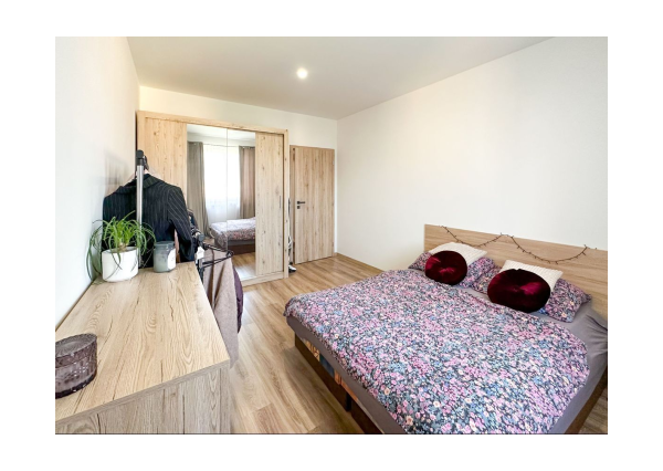 Prenájom | 2-izbový byt so zariadením a balkónom, KNM - Murgašova