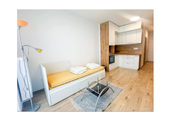 Prenájom | Moderná garsónka so zariadením a balkónom, KNM