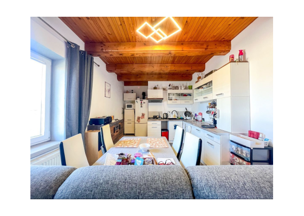 Predaj | Viac-izbový rodinný dom s nadstavbou, Bystrička