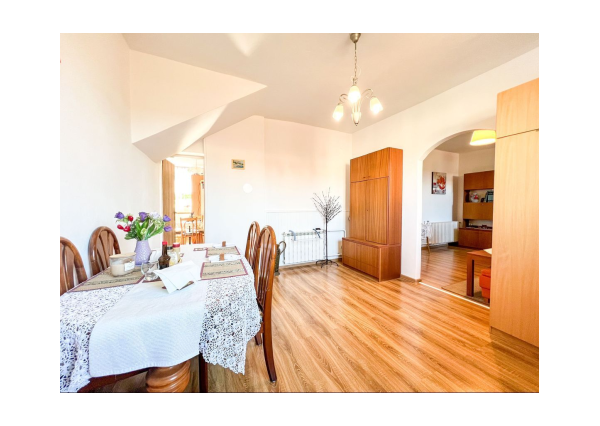 Predaj | Viac-izbový rodinný dom s nadstavbou, Bystrička