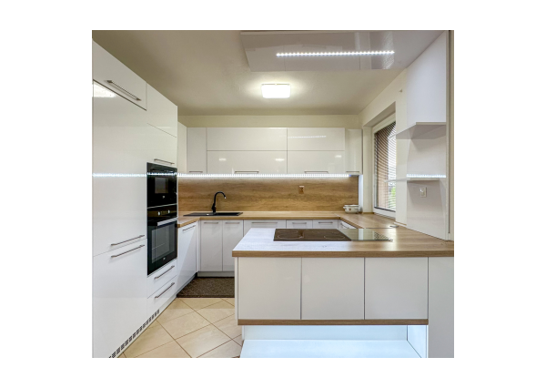 Prenájom | Rodinný dom s terasou a záhradou, Čierne