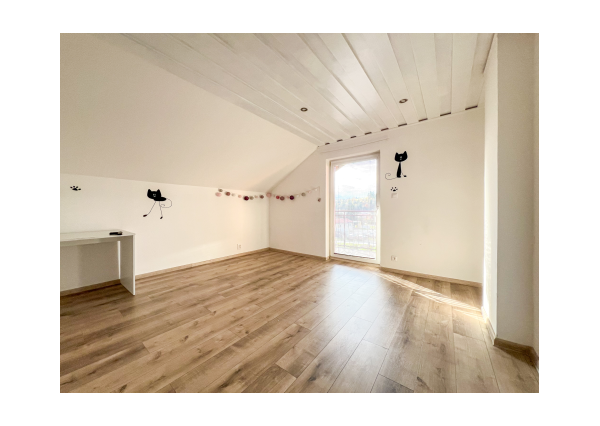 Prenájom | Rodinný dom s terasou a záhradou, Čierne