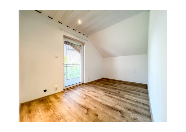 Prenájom | Rodinný dom s terasou a záhradou, Čierne