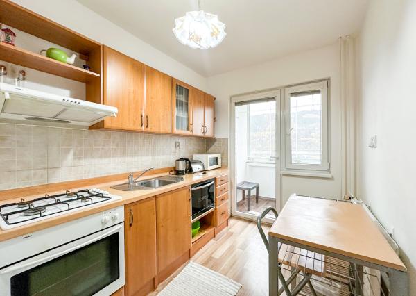 Prenájom | 2-izbový byt po rekonštrukcii v Bytči, Bottova