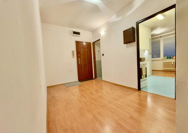 Predaj | 2 izbový byt v pôvodnom stave - Bratislava - Petržalka, Vranovská