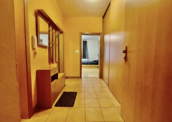 Garsónka s výhľadom na Draždiak – Antolská 4