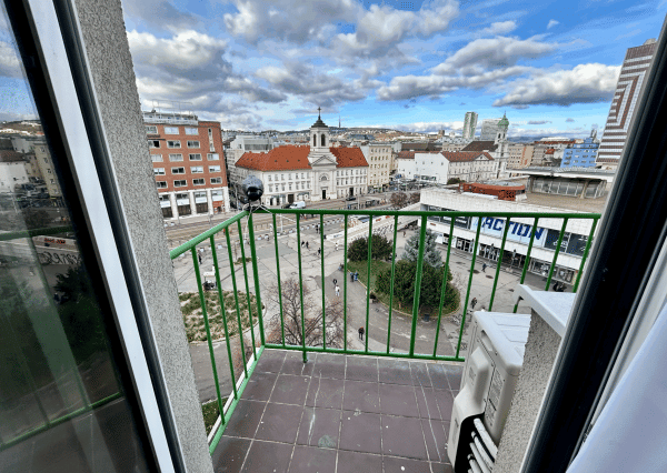 Prenájom 3 izbový byt - Bratislava - Staré Mesto, Dunajská