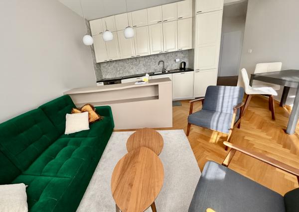 Prenájom 3 izbový byt - Bratislava - Staré Mesto, Dunajská