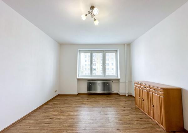 Prenájom | 2-izbový byt po rekonštrukcii s balkónom, Martin - Priekopa