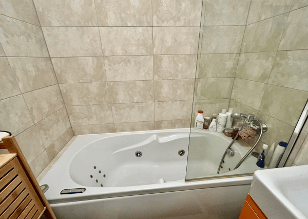 Prenájom 2 izbový byt - Bratislava - Ružinov, Nevädzová