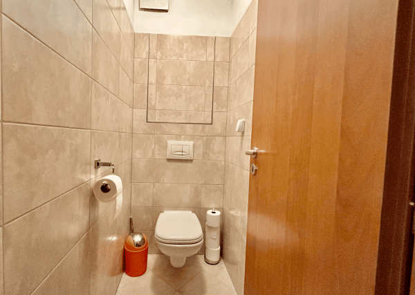 Prenájom 2 izbový byt - Bratislava - Ružinov, Nevädzová