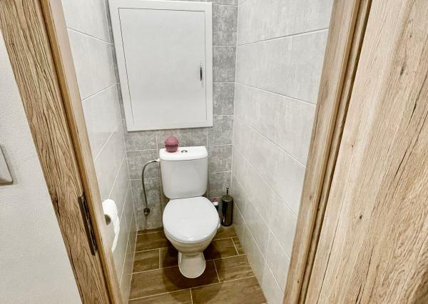 prenájom | moderný 1-izbový byt s balkónom na Strede