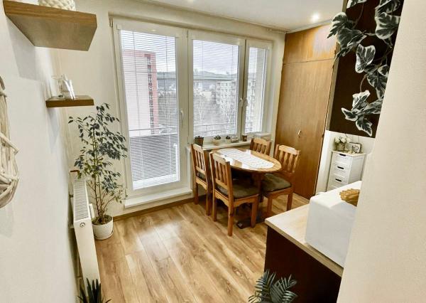 prenájom | moderný 1-izbový byt s balkónom na Strede