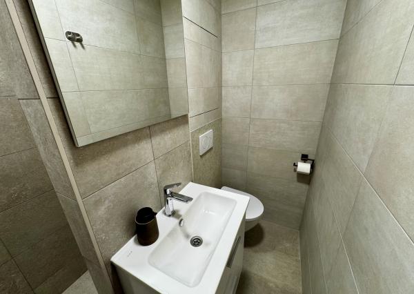 Prenájom | Moderný 2 izbový byt v Bratislave - lokalita Ružinov