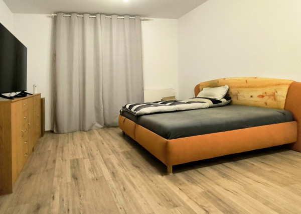 Prenájom 1-izbový byt - Bratislava - Devínska Nová Ves,...