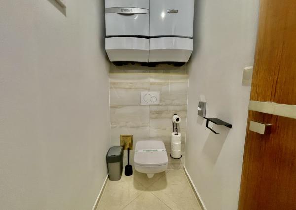 Prémiový 2-izbový byt na 2. poschodí s balkónom v centre BA