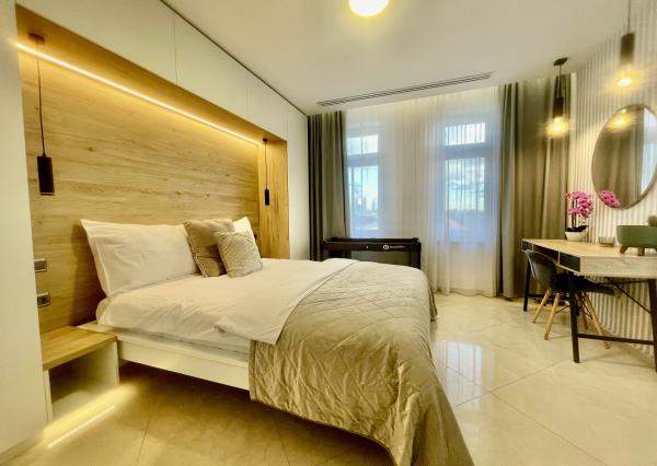 Prémiový 2-izbový byt na 2. poschodí s balkónom v centre BA