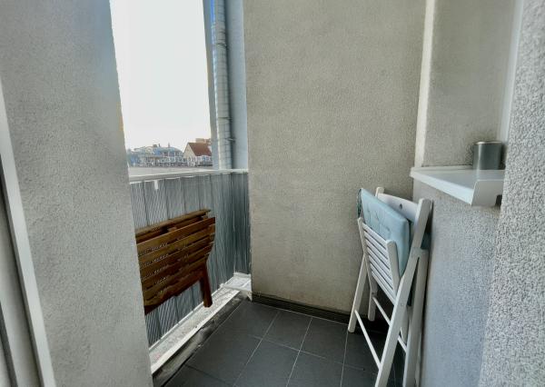 Prémiový 2-izbový byt na 2. poschodí s balkónom v centre BA