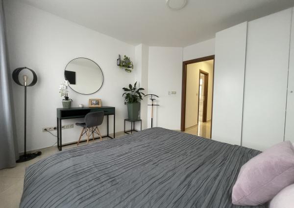 Prémiový 2-izbový byt na 3. poschodí s balkónom v centre BA