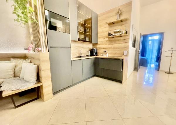 Prémiový mezonet s wellness a súkromným dvorom v centre BA