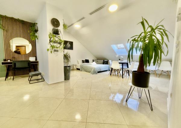 Exkluzívny penthouse 75 m² s terasou a panorámou