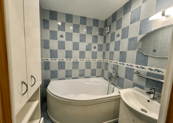 Predaj 3 izbový byt - Bratislava - Karlova Ves, Nad lúčkami