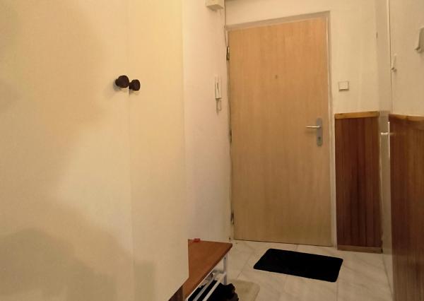 Prenájom 1-izbový byt - Bratislava - Rača, Novohorská