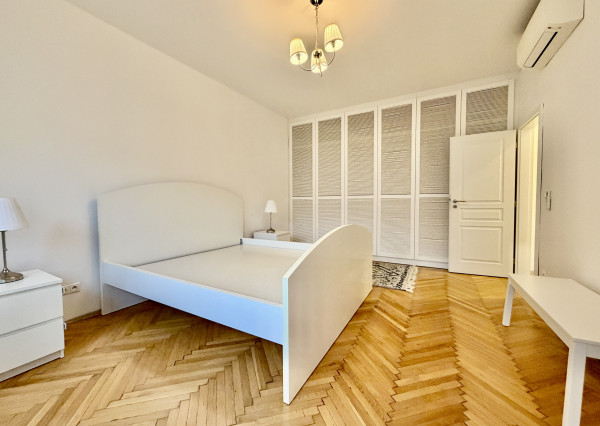 Prenájom 3-izbový byt s balkónom a výťahom – centrum BA