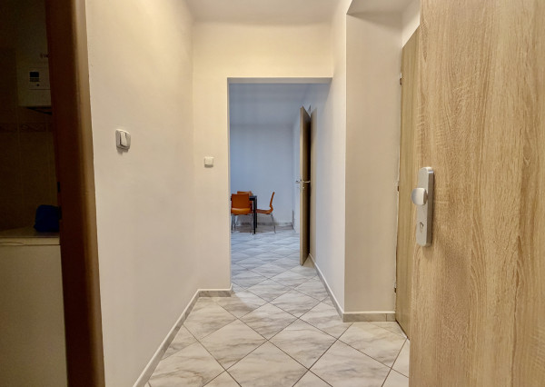 Prenájom 2 izbový byt po rekonštrukcii - Bratislava