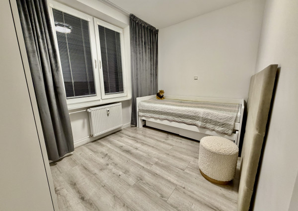 Prenájom 3-izbový byt 60 m² po rekonštrukcii – Rača