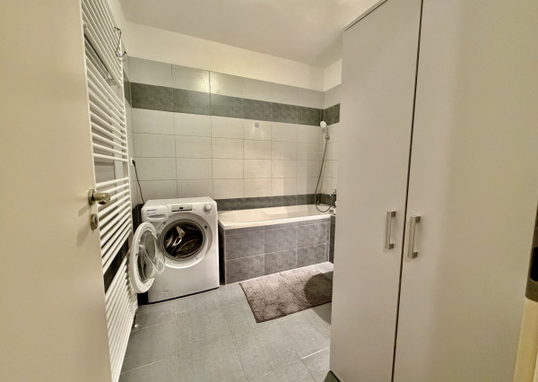 Prenájom 2 izbový byt s veľkým balkónom – Karlova Ves