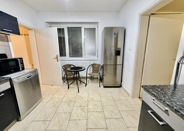 Prenájom 3-izbový rodinný dom na prenájom – 100 m², BA