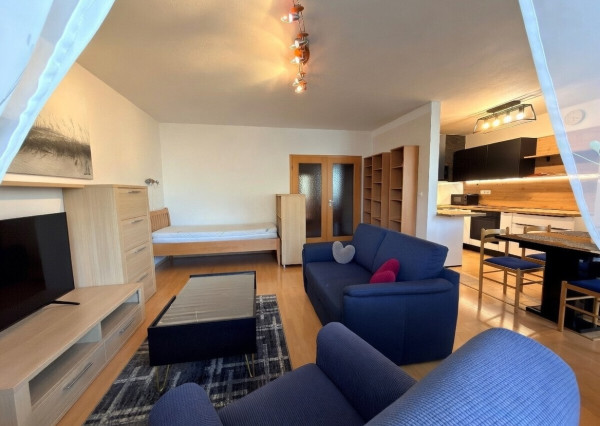 PRENÁJOM – 1i, 54 m2 byt s balkónom, Na križovatkách, Ružinov – Trnávka.