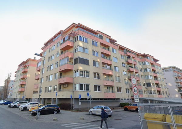 PRENÁJOM – 1i, 54 m2 byt s balkónom, Na križovatkách, Ružinov – Trnávka.