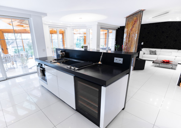 6i, RD s bazénom a wellness, Strmé Vŕšky, Záhorská Bystrica