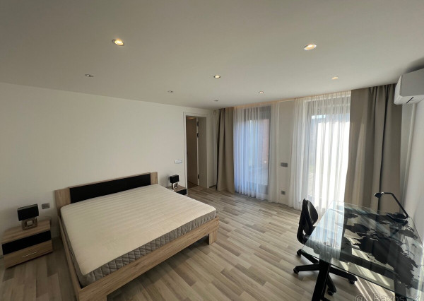 Prenájom 2i, 68 m2 byt na Kramároch s terasou a parkovaním.