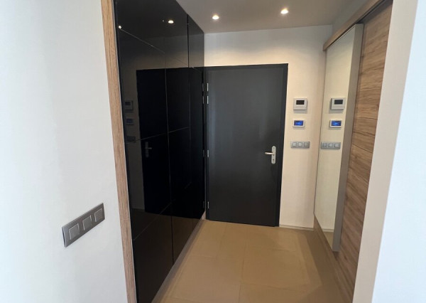 Prenájom 2i, 68 m2 byt na Kramároch s terasou a parkovaním.